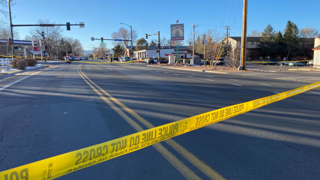 1 Dead After Crash Involving Lakewood Robbery Suspects - CBS Colorado