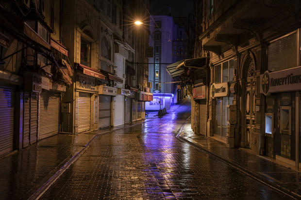 Turkey Restricts Human Movement in Nationwide Virus Curfew 