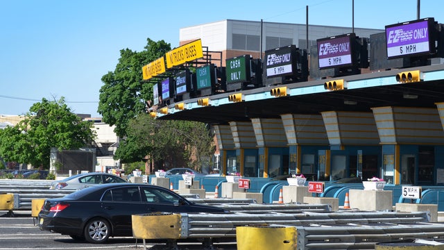 BenFranklinBridge_TollLanes.jpg 