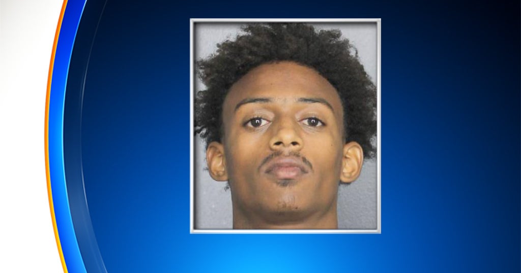 Suspected Gunman Kimani Brown Sought In Deadly Fort Lauderdale Bus