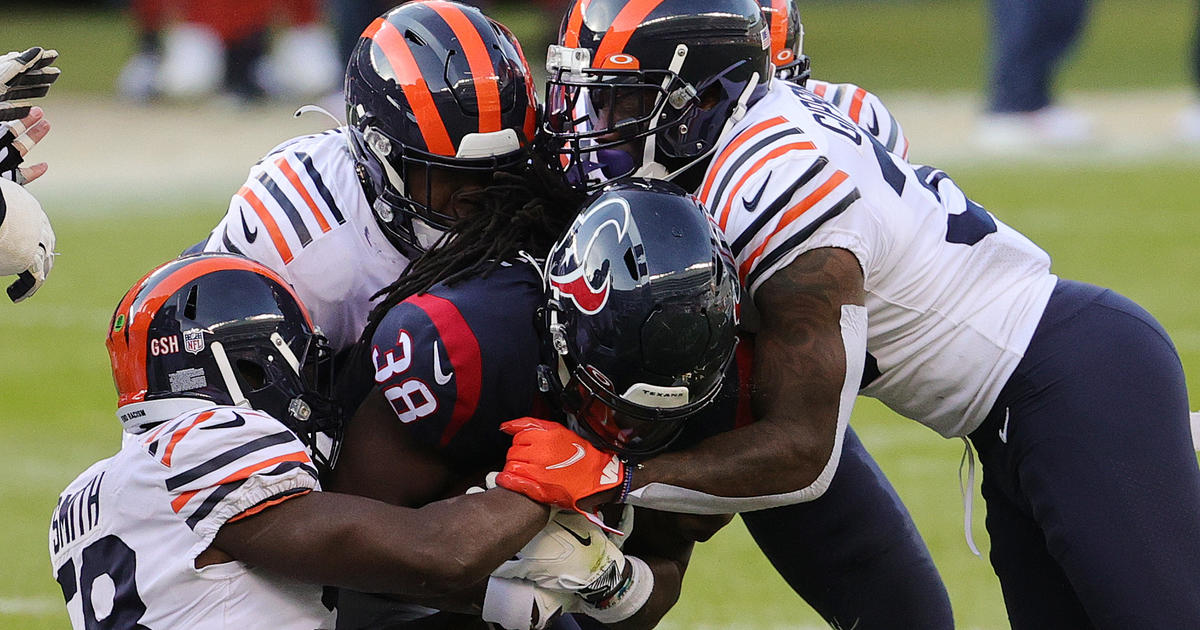 Chicago Bears end six-game skid with victory over the Texans