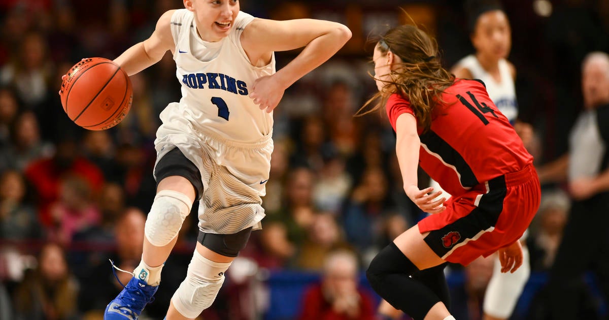 Minnesota Native Paige Bueckers Puts Up 17 Points As UConn Crushes ...