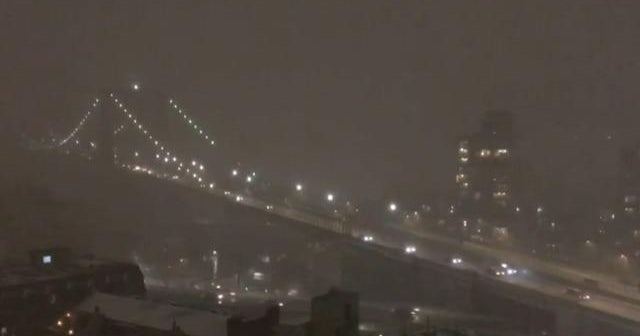 Major storm hits East Coast with heavy snow and fierce winds - CBS News