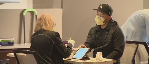 Hoag Hospital In Irvine Begins Vaccinating Healthcare Workers 