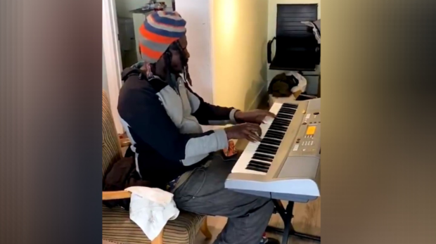 piano man 