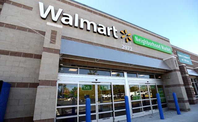 Walmart to temporarily close northwest Miami-Dade store to sanitize building