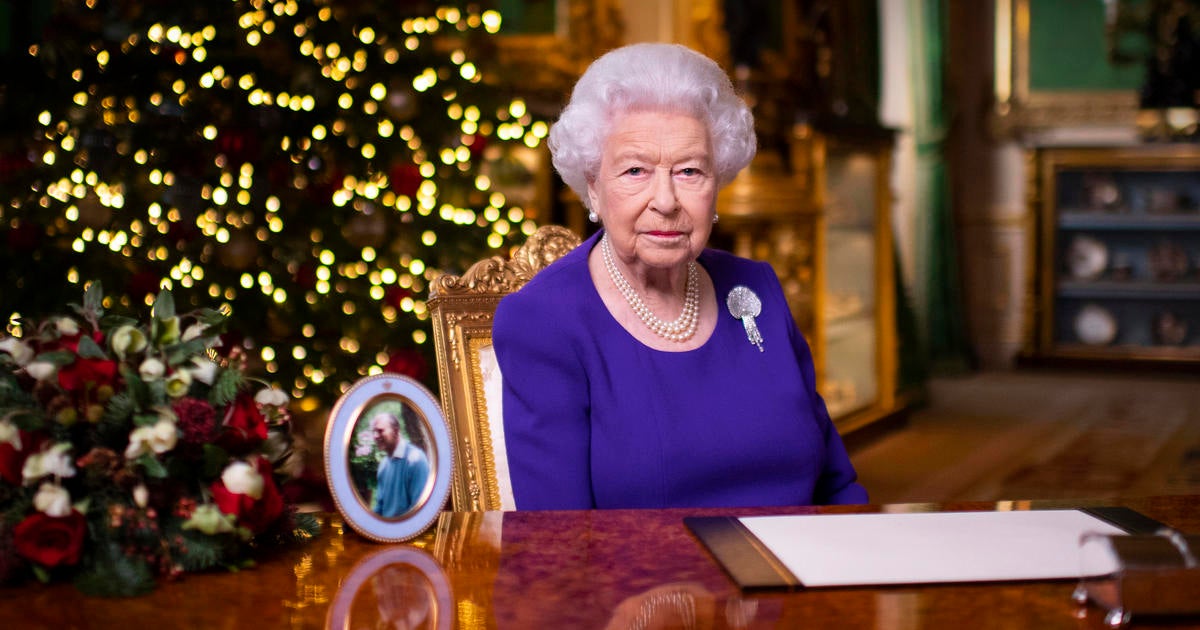 Watch The Queen Elizabeth Christmas Message 2022 Queen Elizabeth Delivers Reassuring Christmas Message During Pandemic:  "There Is Hope In A New Dawn" - Cbs News