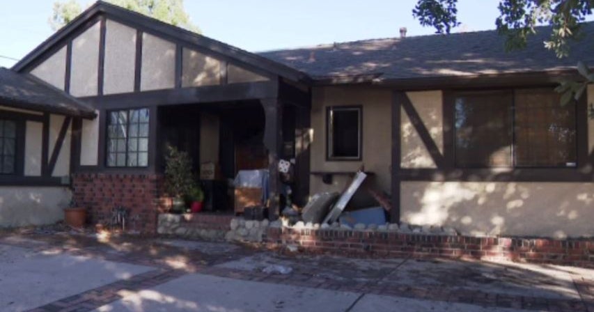 8 Cats Die In House Fire On Christmas Morning CBS Los Angeles