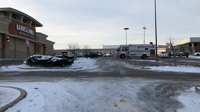 monroeville-mall-fire.jpg 