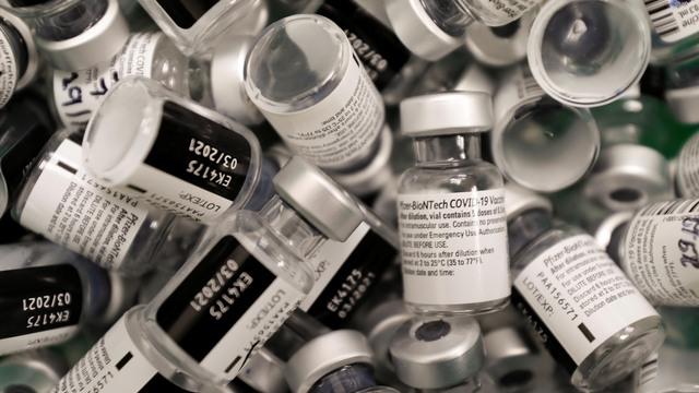cbsn-fusion-police-investigate-deliberate-spoiling-of-500-vaccine-doses-thumbnail-618540-640x360.jpg 