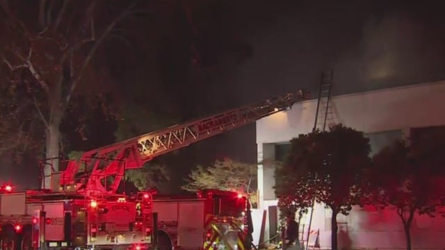 3alarm-fire-sac-fire.jpg 