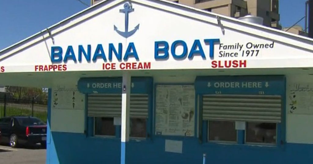 Banana Boat Ice Cream Shop Closing After 43 Years On Revere Beach CBS