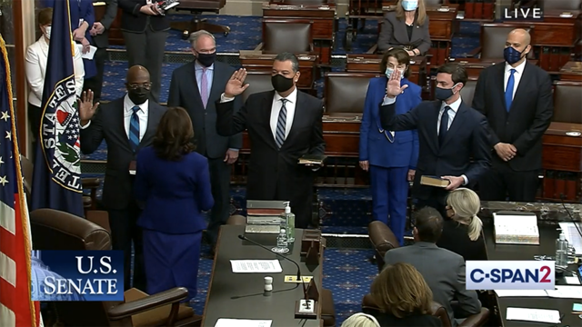 alex-padilla-sworn-in-kamala-harris.png 