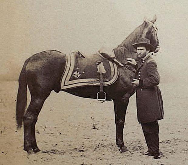 Grant and his horse Cincinnati 