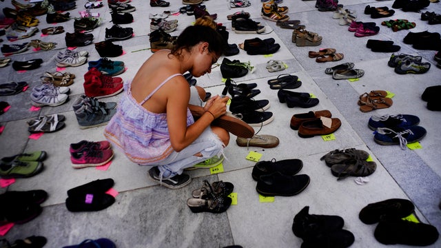 Puerto Rico Marks Holiday Season Amidst Slow Hurricane Recovery