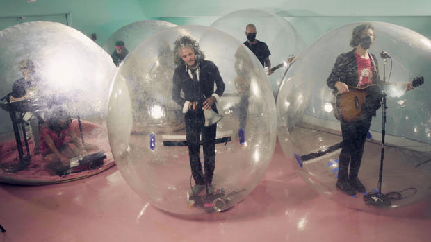 The Flaming Lips  on The Tonight Show Starring Jimmy Fallon 