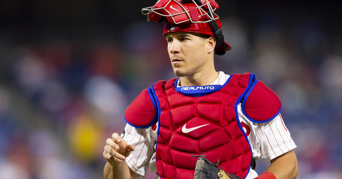 Reports: J.T. Realmuto Signs 5-Year, $115.5 Million Deal With Philadelphia  Phillies, Record-Setting Contract For Catchers - CBS Philadelphia
