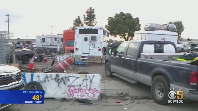 oakland-homeless-encampment-1.jpg 