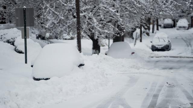 cbsn-fusion-millions-in-the-northeast-digging-out-after-monster-snowstorm-thumbnail-638191-640x360.jpg 