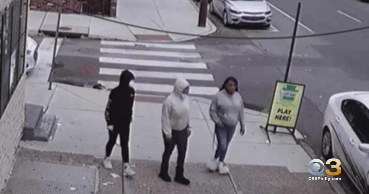 Philadelphia Police Searching For 3 Women Accused Of Pepper Spraying Carjacking Victim Cbs 