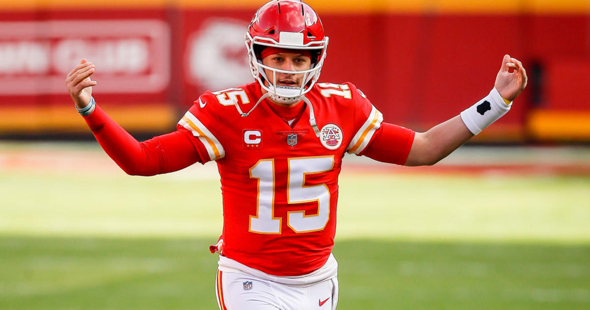 Social Reaction: Mahomes Pushes Chiefs to Super Bowl Win - Texas