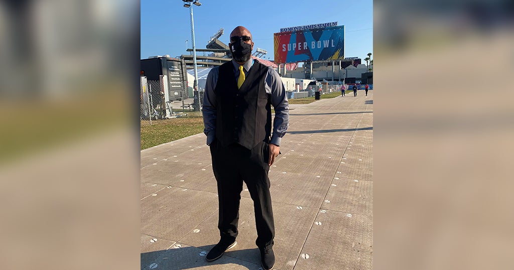 Poet Amanda Gorman Dedicates Part Of Super Bowl Poem To Honorary Team