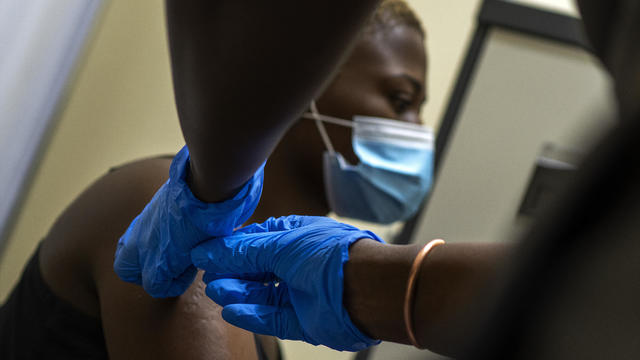 Virus Outbreak South Africa Vaccine 
