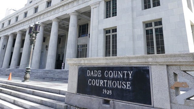Dade-County-Courthouse.jpg 