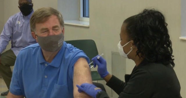 U.S. races to ramp up vaccine effort amid nationwide shortages - CBS News