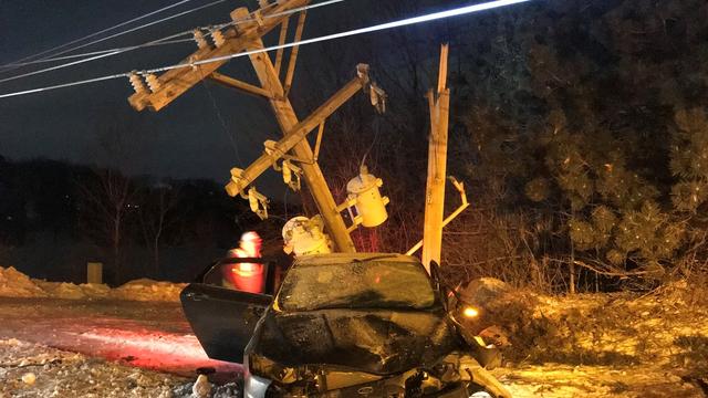 power-pole-crash1.jpg 