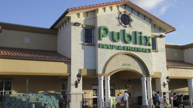 The entrance to the Publix grocery store in St. Augustine. 