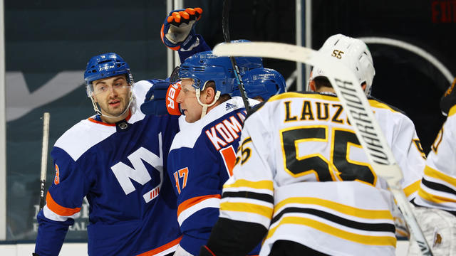 Bruins-Islanders.jpg 