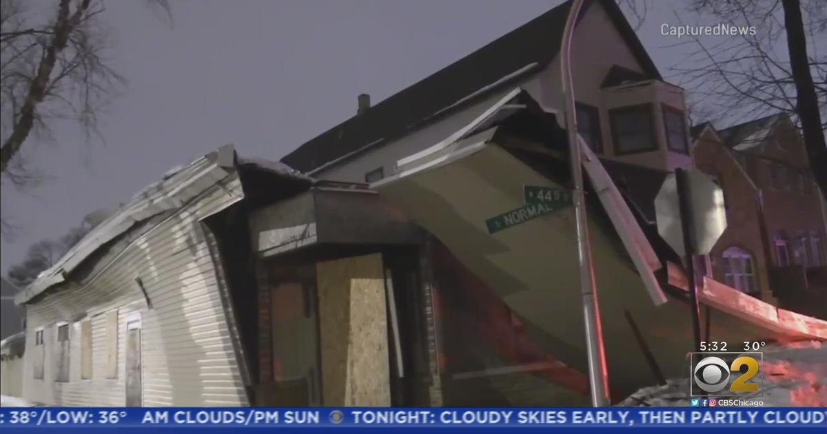 Vacant House Collapses In Canaryville - CBS Chicago