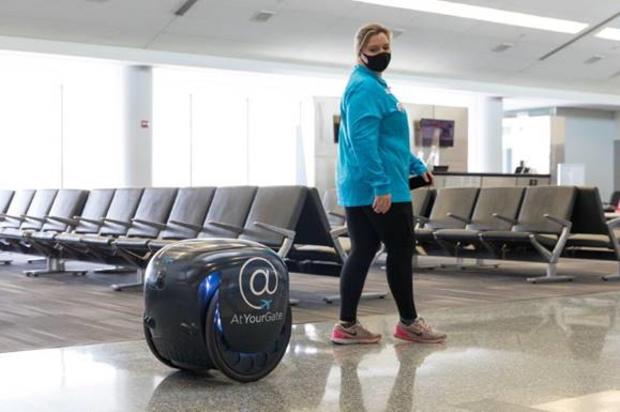 airport robot 