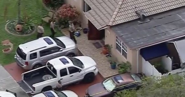 South Florida Teen Hospitalized With Gunshot Wound - CBS Miami