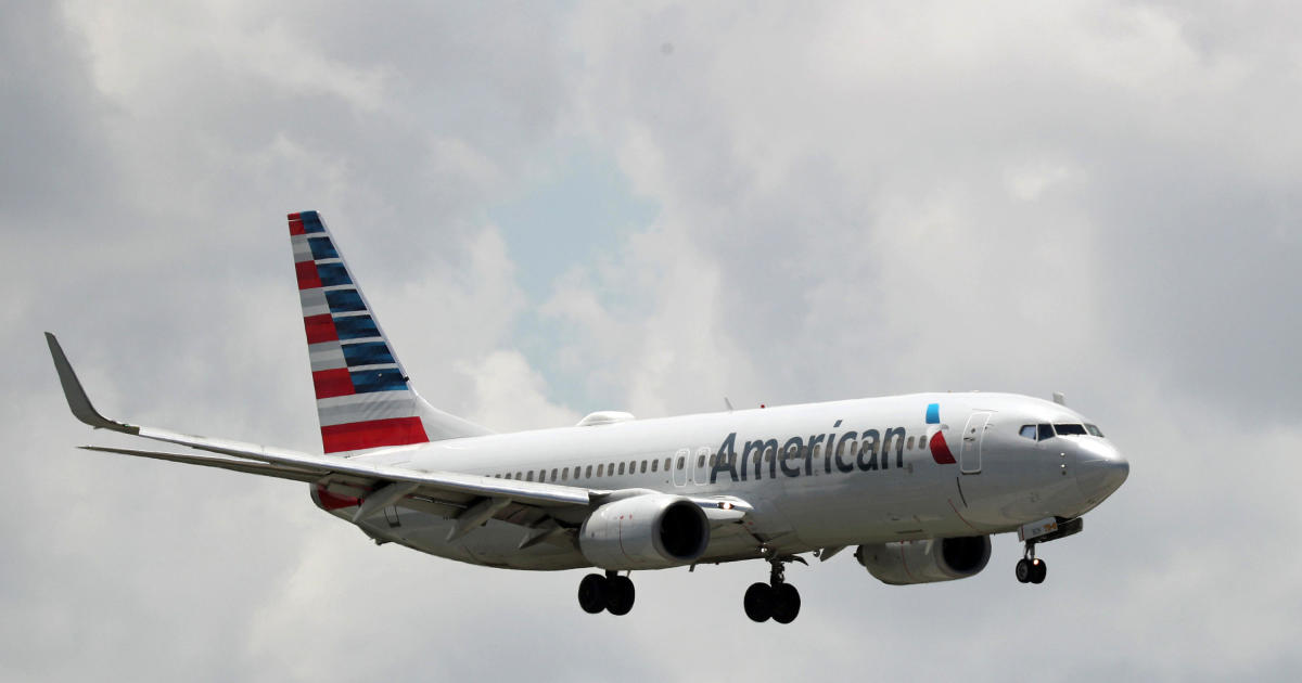 American Airlines pilot reports long, cylindrical object zoom by while  flying over New Mexico - CBS News
