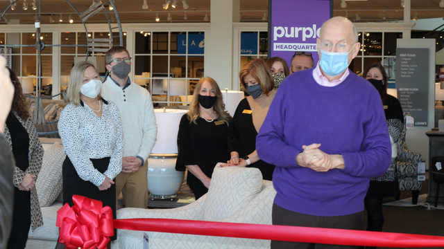 levin-ribbon-cutting.png 