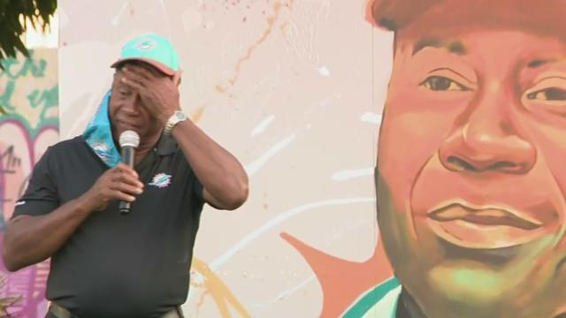 Dolphins celebrate local legend Nat Moore on 305 Day