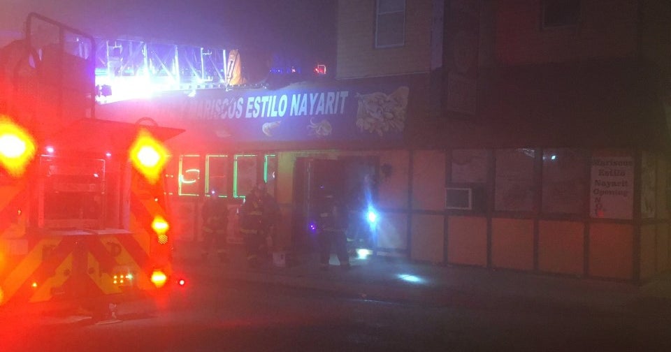 Fire Breaks Out In McKinley Park Building - CBS Chicago