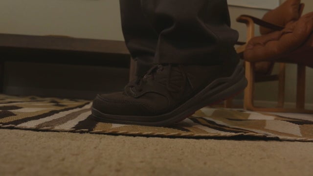 Nymbluserbroll3_svriesman.new.01_frame_130 