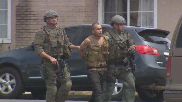 0410-cbsn-crimesider-shotsfiredatdeputies-1288256-640x360.jpg 