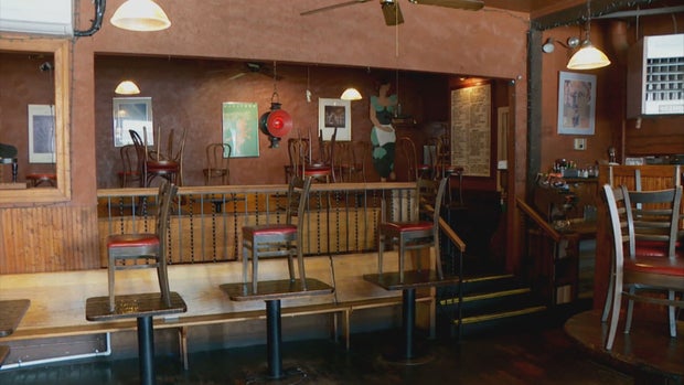 ONE YEAR LATER BIZ_ST PATTY'S 5PKG.transfer_frame_1675 