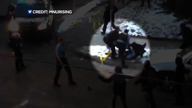 Minneapolis Encampment Police Fight 