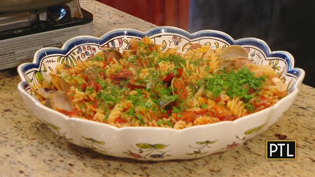 fusilli-pasta-clams.jpg 