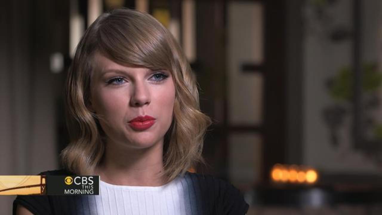 Taylor Swift, I Knew You Were Trouble Quote (About gifs, joke)