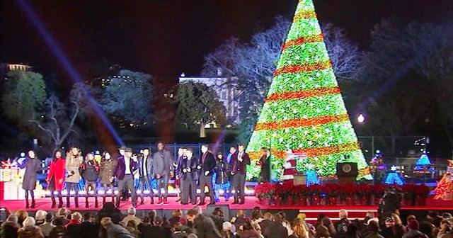 The Obamas, Tom Hanks team up to light the National Christmas Tree