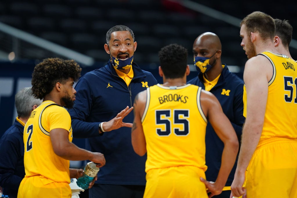 Michigan Tops FSU 76-58 From The Inside - CBS Detroit