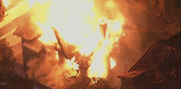 Large Fire Tears Through Westlake District Home, Threatens Apartment Building 