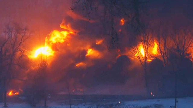 ctm-0217-west-virginia-train-derailment-346226-640x360.jpg 