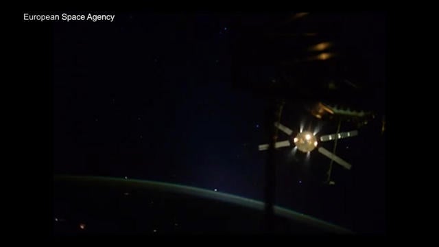 web-0216-spacething0-345826-640x360.jpg 